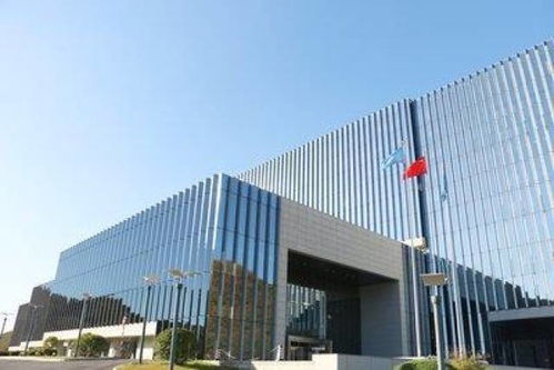 中國華融入股華信 資本整合與上海國資接盤物業(yè)的開發(fā)新局